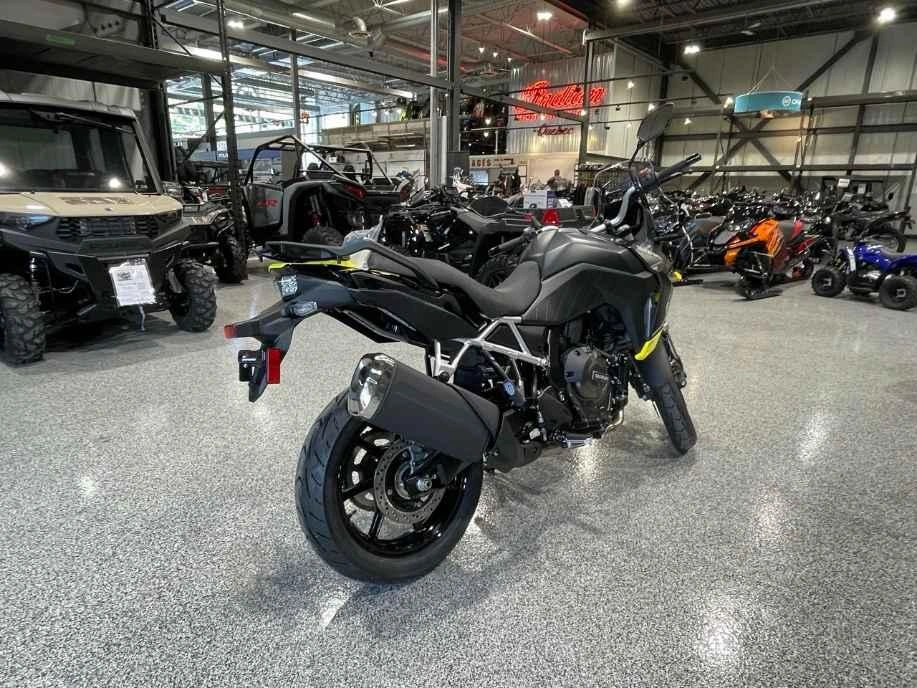 Suzuki V-strom 800 2025 alt