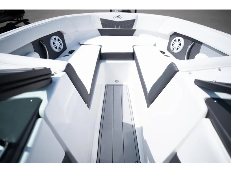 2024 Monterey Boats M20 BOWRIDER thumbnail 14