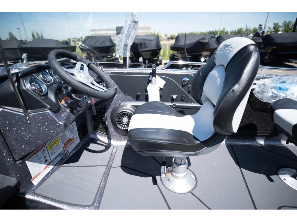 2025 Skeeter Products Solera 189 alt