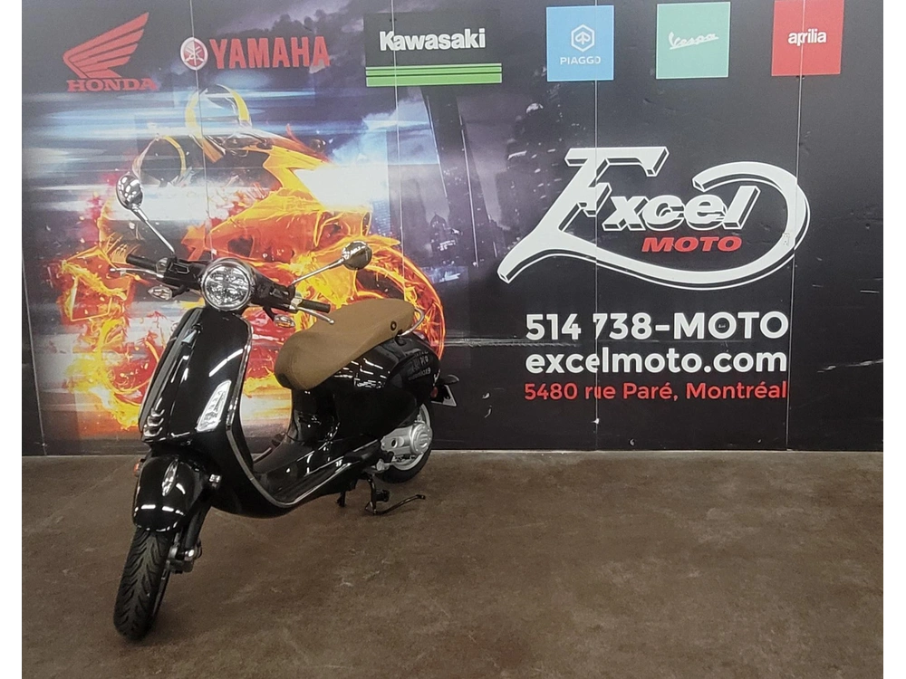 2023 Vespa Primavera 50 alt