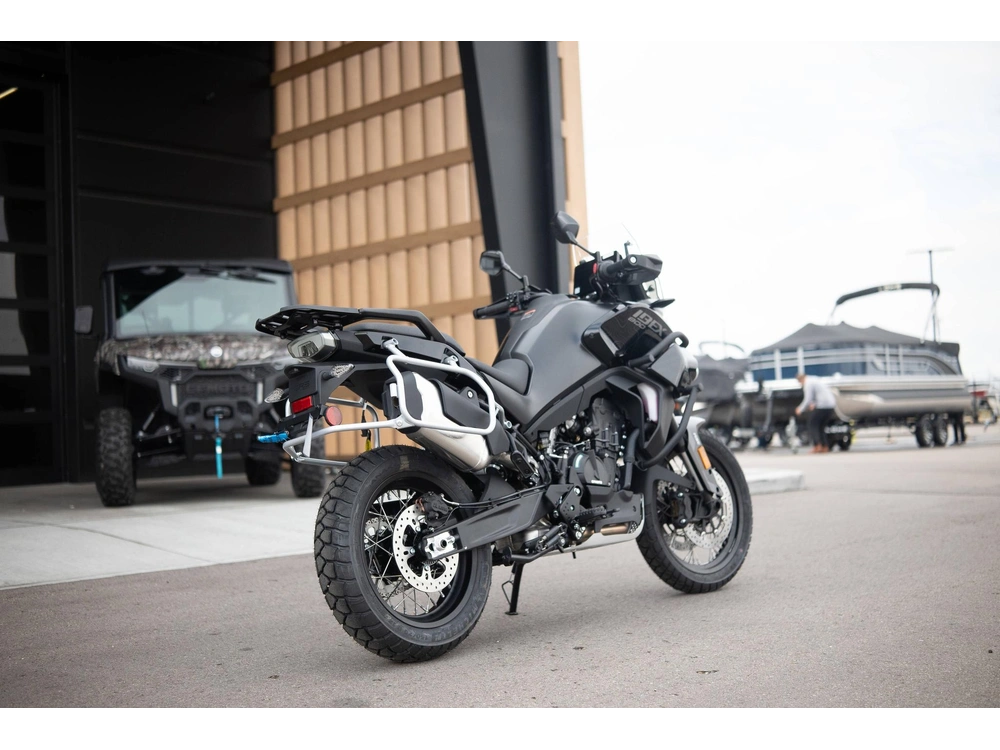 2025 Cfmoto Ibex 800 alt