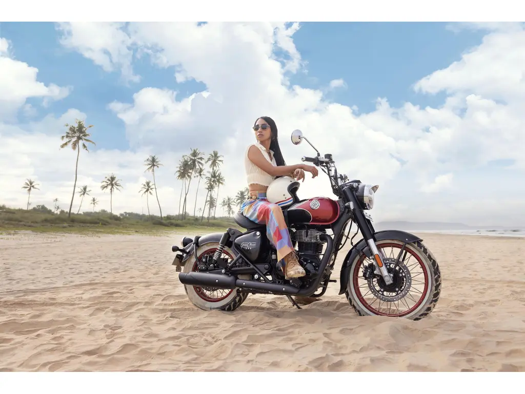 2026 Royal Enfield GOAN CLASSIC 350 - RAVE RED