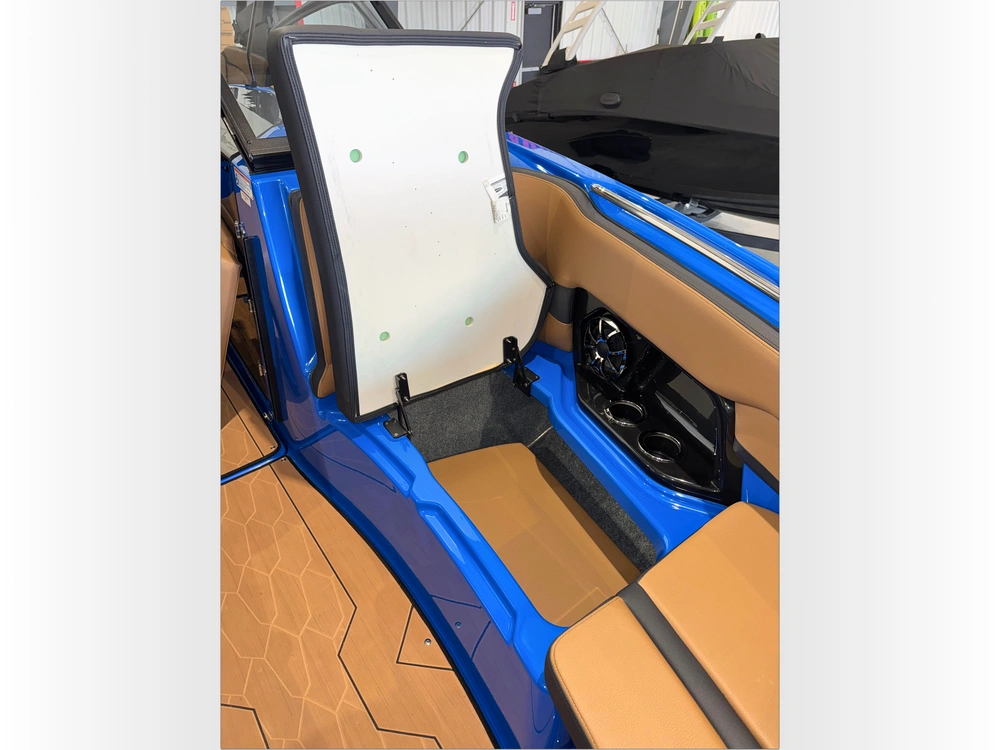 2024 Yamaha 255xd alt