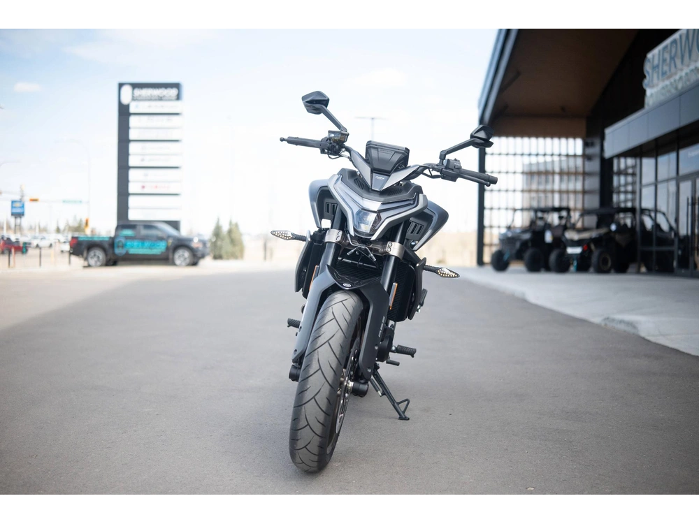 2025 Cfmoto 800nk alt