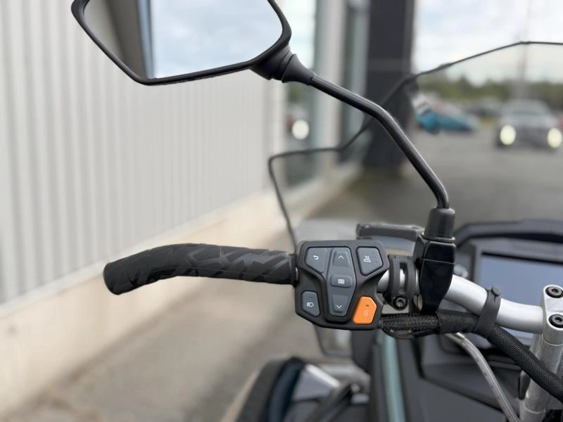 2026 Polaris 850 Titan Adventure Ultimate 155 1.8 alt