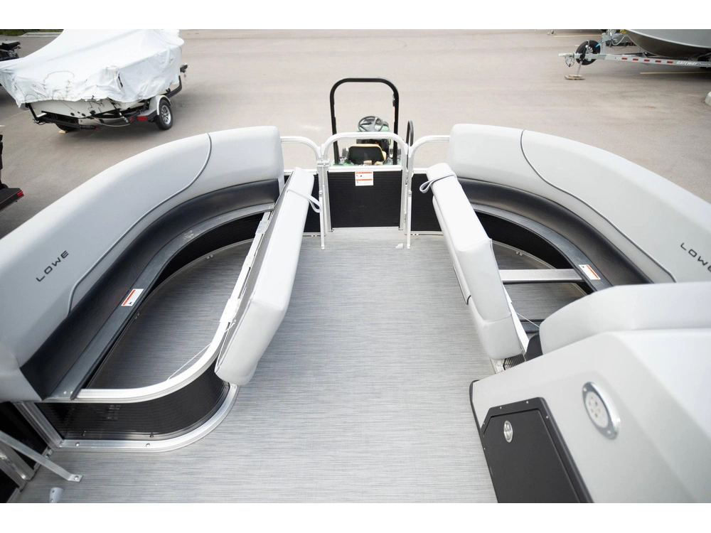 2023 Lowe Boats Ultra Value 200 alt