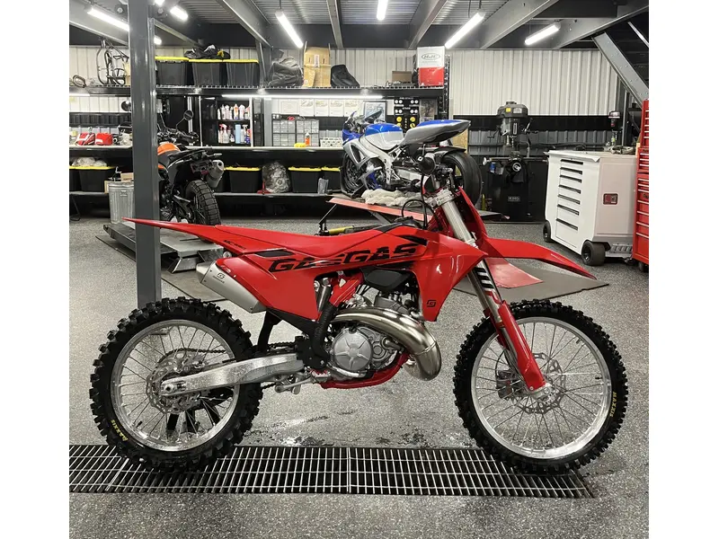 2025 GASGAS MC 250