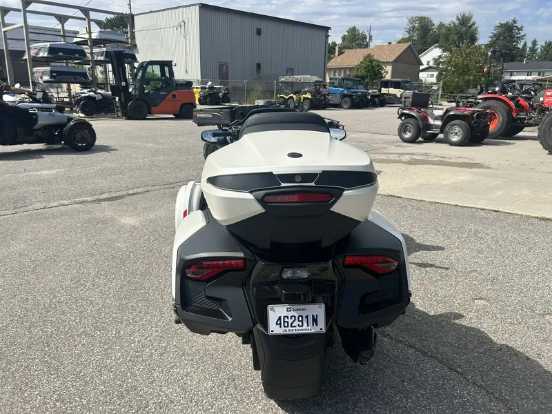 2025 Can-Am Spyder RT Ltd Sea-to-Sky