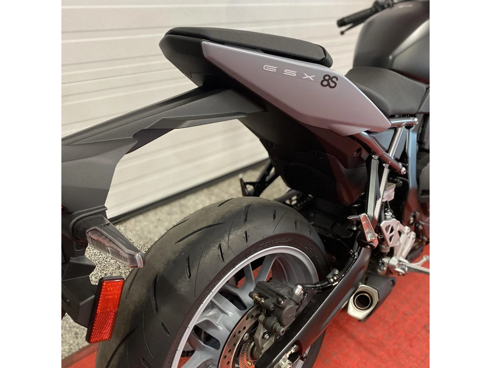 2024 Suzuki Gsx-s 8s alt