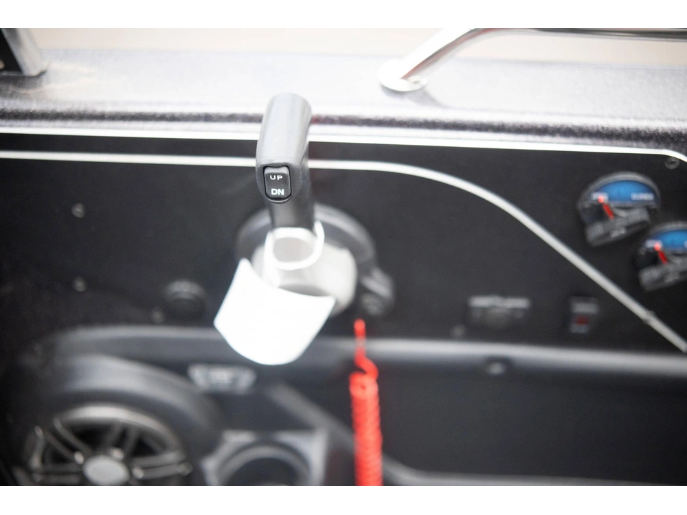 2024 Skeeter Products Solera 189 alt