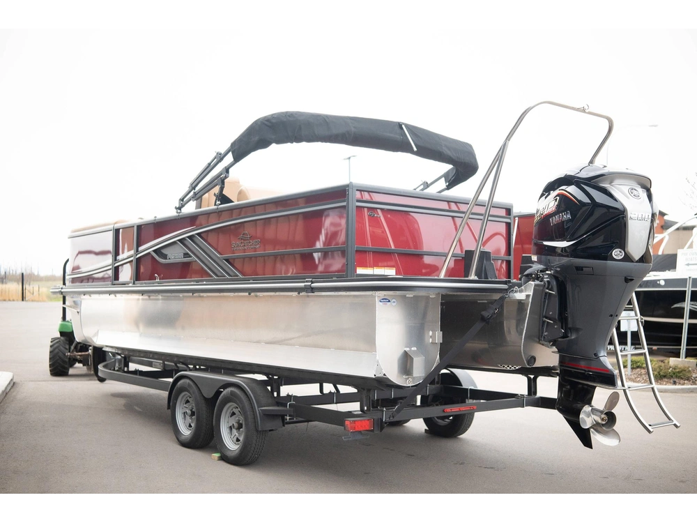 2025 Suncatcher Fusion 324sl alt