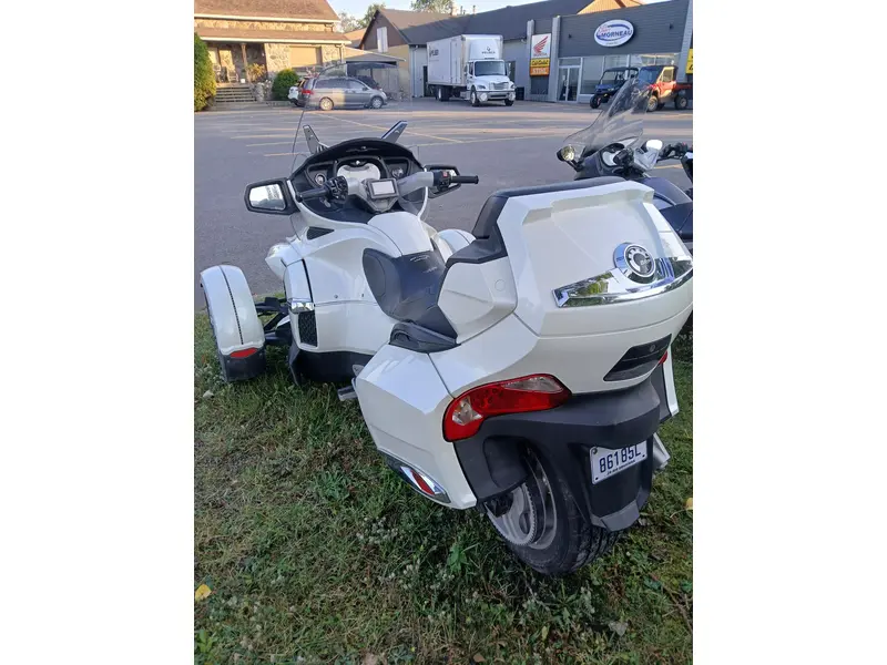 2011 Can-Am SPYDER RT LTD