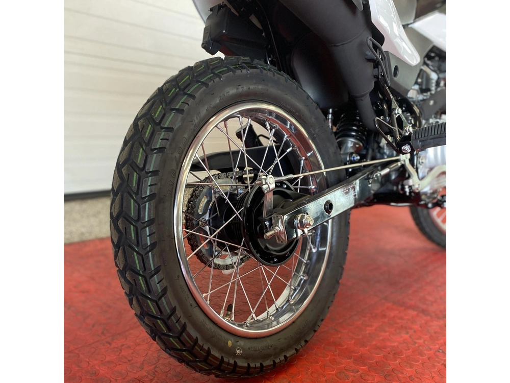 2025 Honda Xr150ls alt