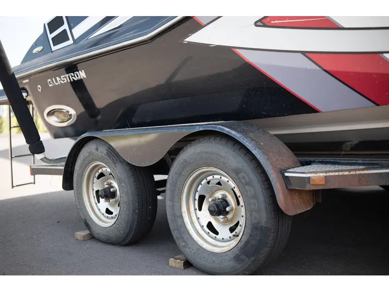 Glastron GT225 2013
