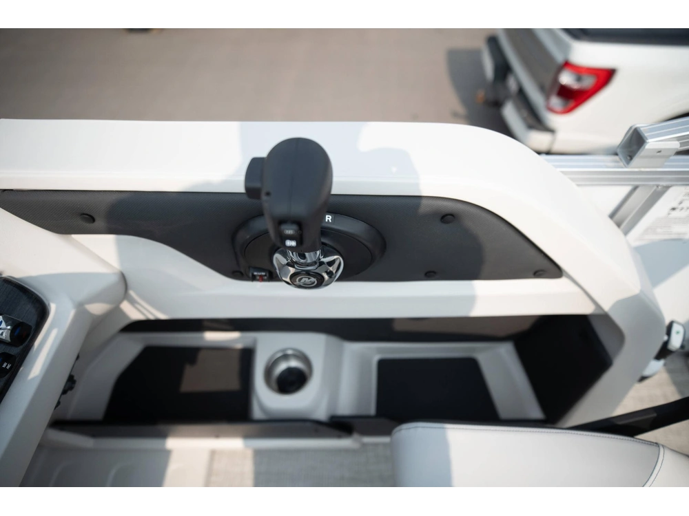 2025 Legend Q-series 23 Ql alt