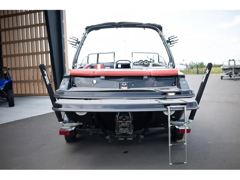 Glastron GT225 2013