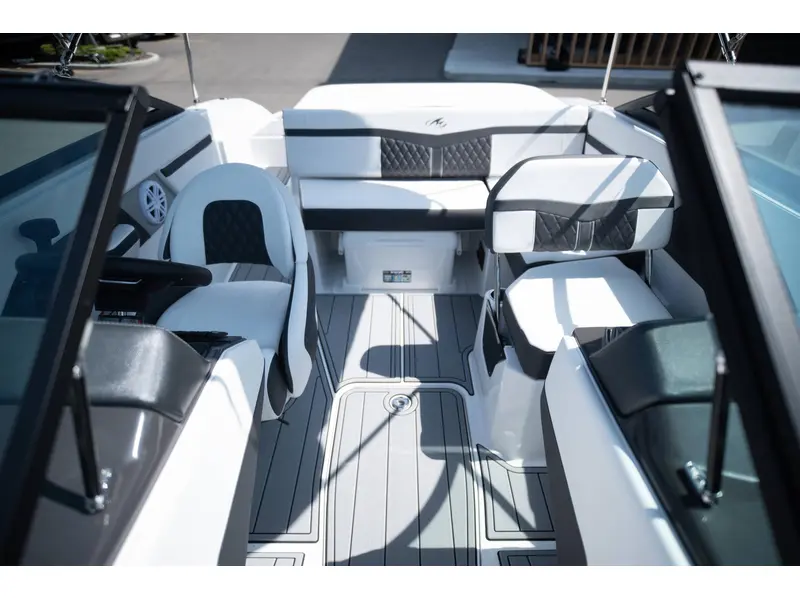 2024 Monterey Boats M20 BOWRIDER thumbnail 23