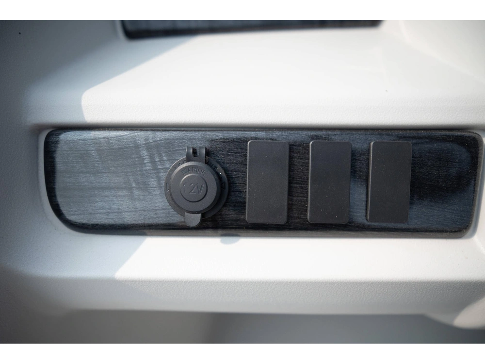 2025 Legend Q-series 23 Ql alt