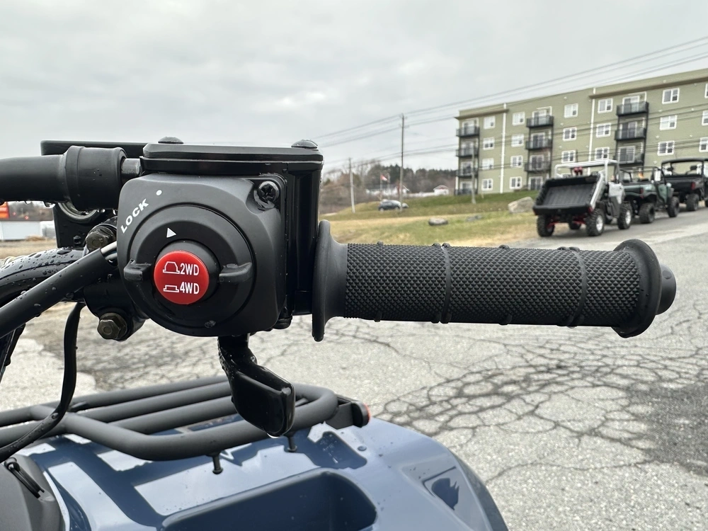 2025 Kawasaki Brute Force 450 alt