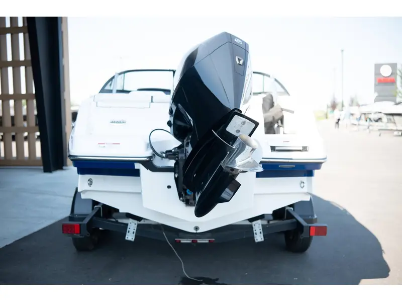 2023 Monterey Boats M205 BOWRIDER thumbnail 5