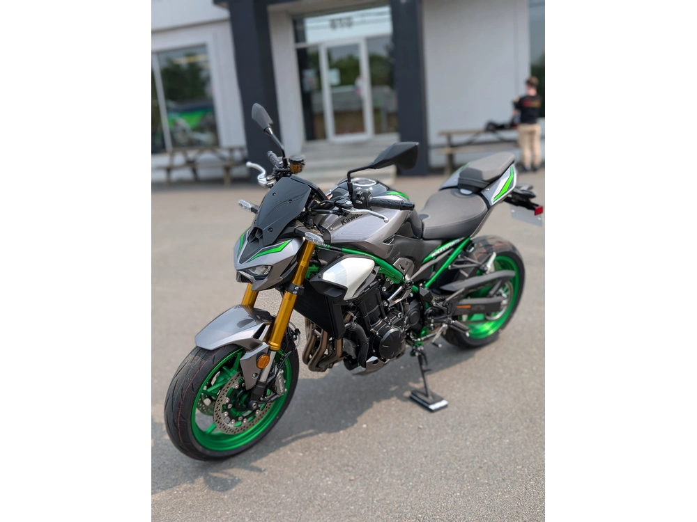 2025 Kawasaki Z900 Se Prix Détail 13 994$ | 🌟 Look Sugomi Finitions Premium Alternatives Triumph Street Triple Rs 🌟 | alt