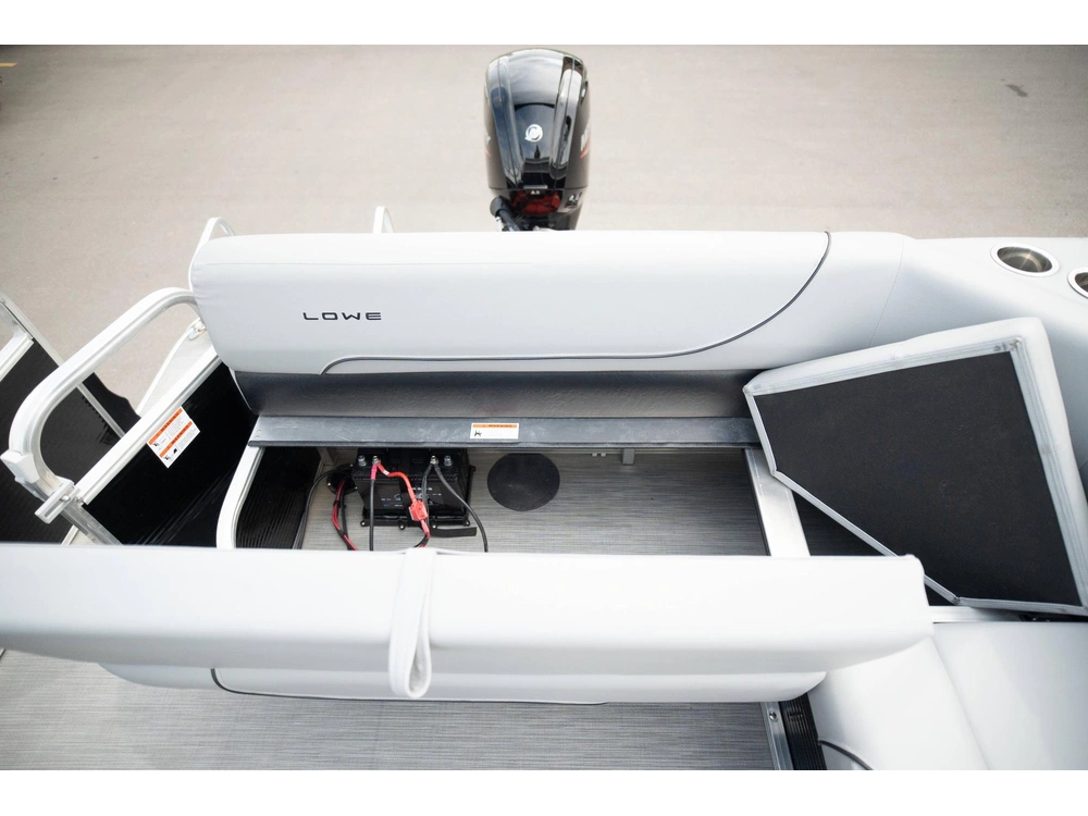 2023 Lowe Boats Ultra Value 200 alt