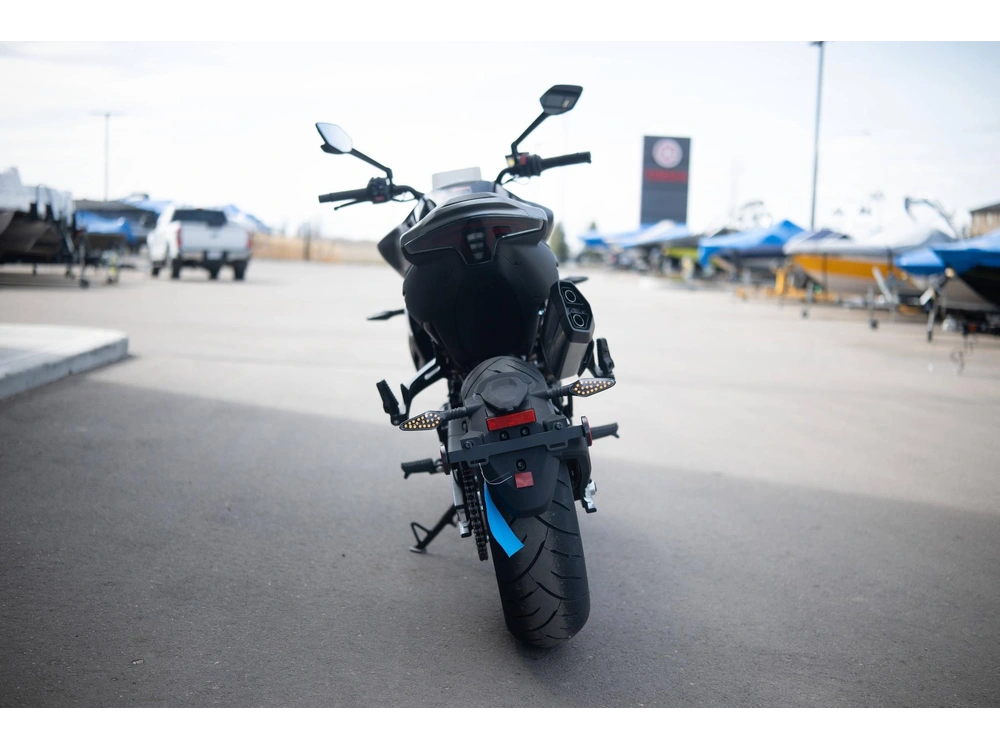 2025 Cfmoto 800nk alt