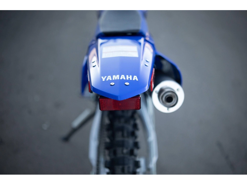 2025 Yamaha Tt-r 230 alt