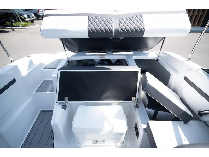 2024 Monterey Boats M20 BOWRIDER thumbnail 36