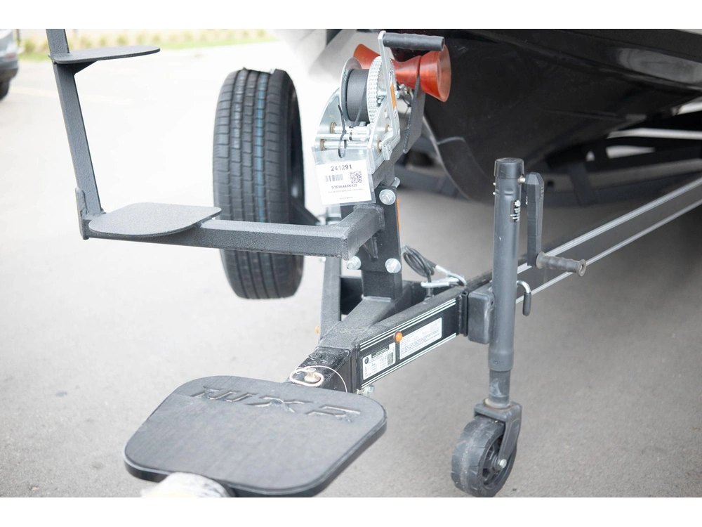 2025 Skeeter Products Wxr2060f alt