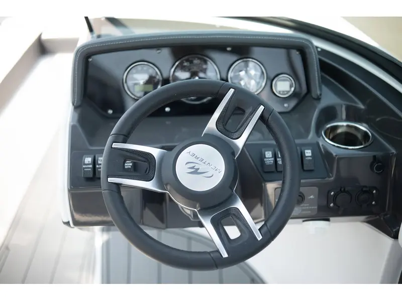 2024 Monterey Boats M20 BOWRIDER thumbnail 5