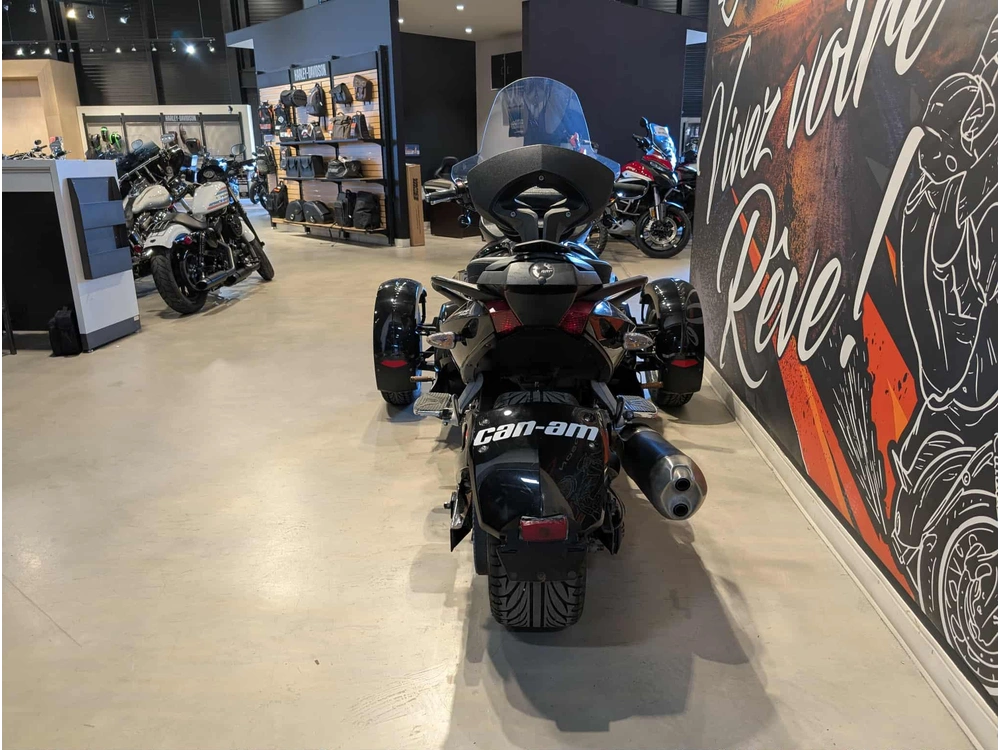 Can-am Spyder Rs Manuel 2012 alt