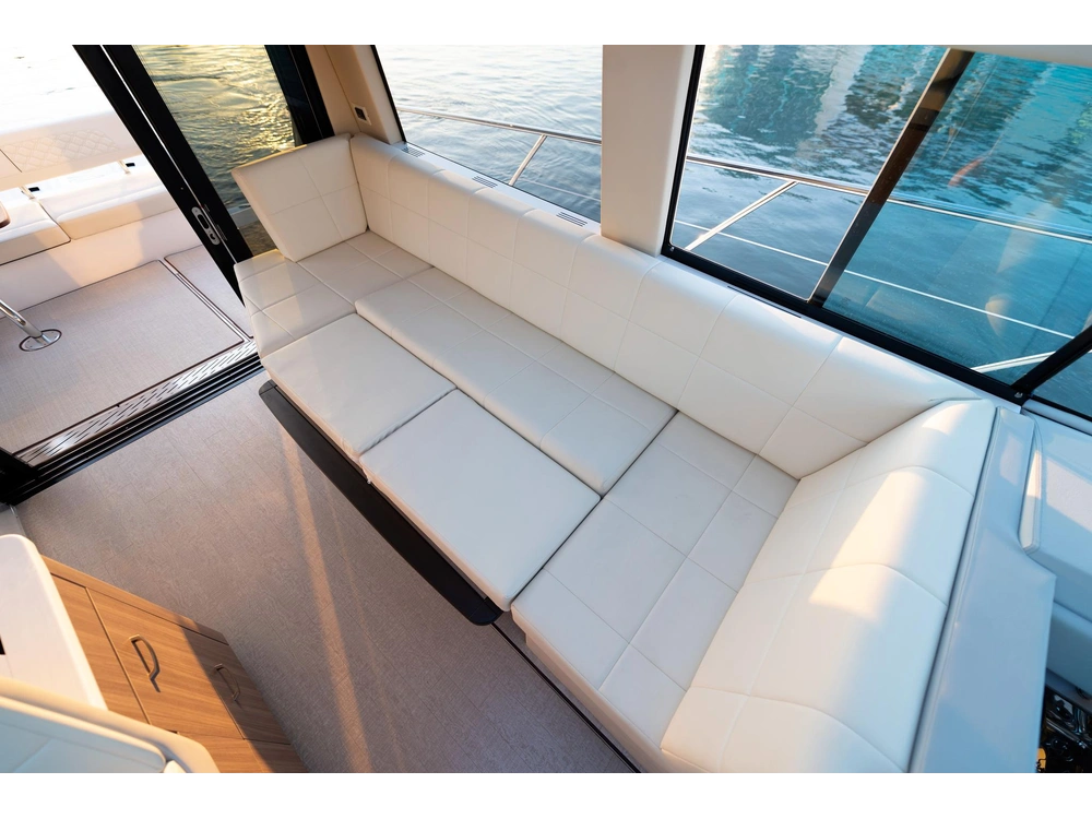 Regal 42 Xo 2022 alt