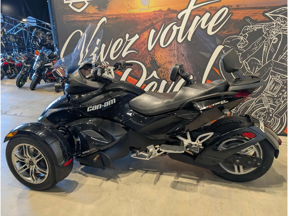 Can-am Spyder Rs Manuel 2012 alt