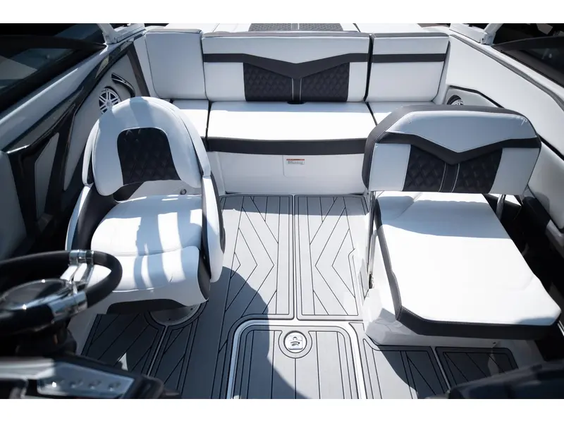 Monterey Boats 218SS BOWRIDER 2024