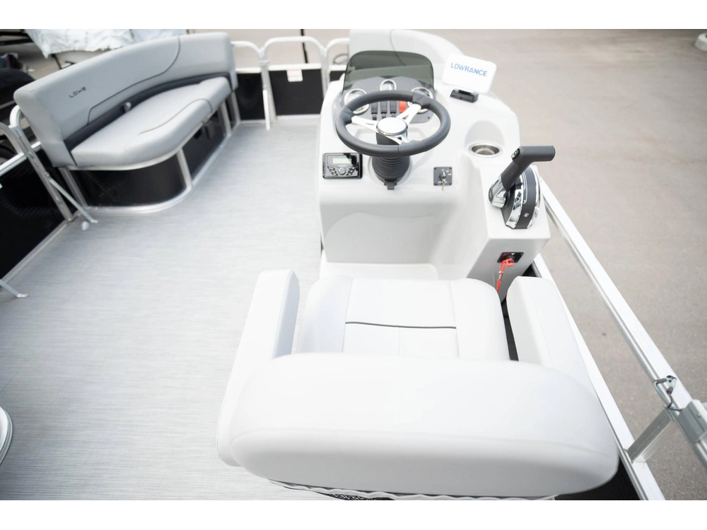 2023 Lowe Boats Ultra Value 200 alt