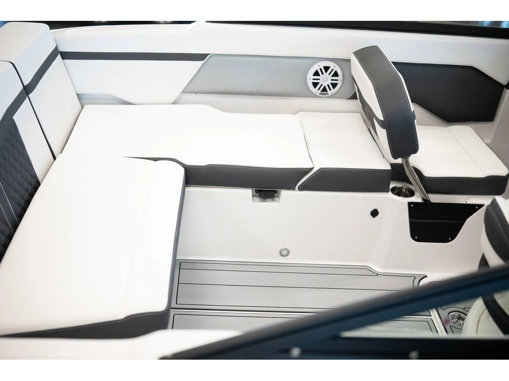 2025 Monterey Boats M205 Bowrider alt