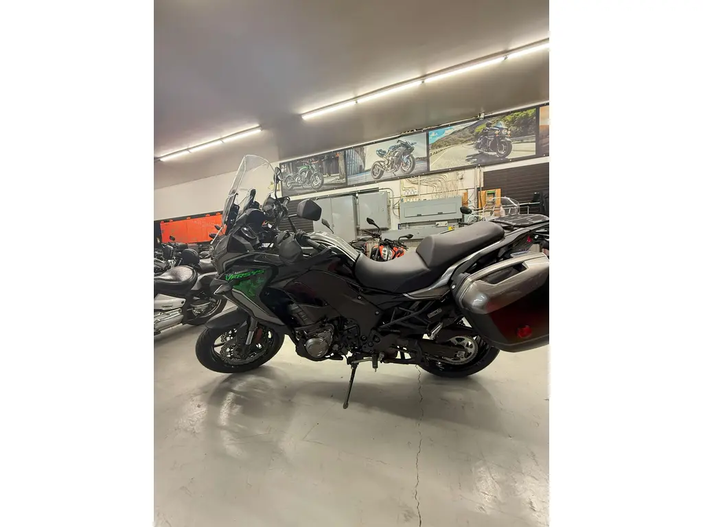2022 Kawasaki VERSYS 1000 LT SE