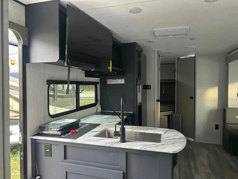 2026 Coachmen Apex 26BHX