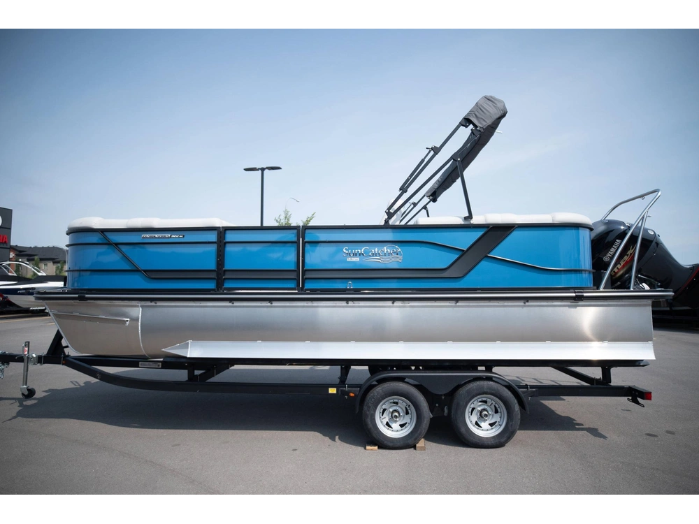 2024 Suncatcher Fusion 322rc alt