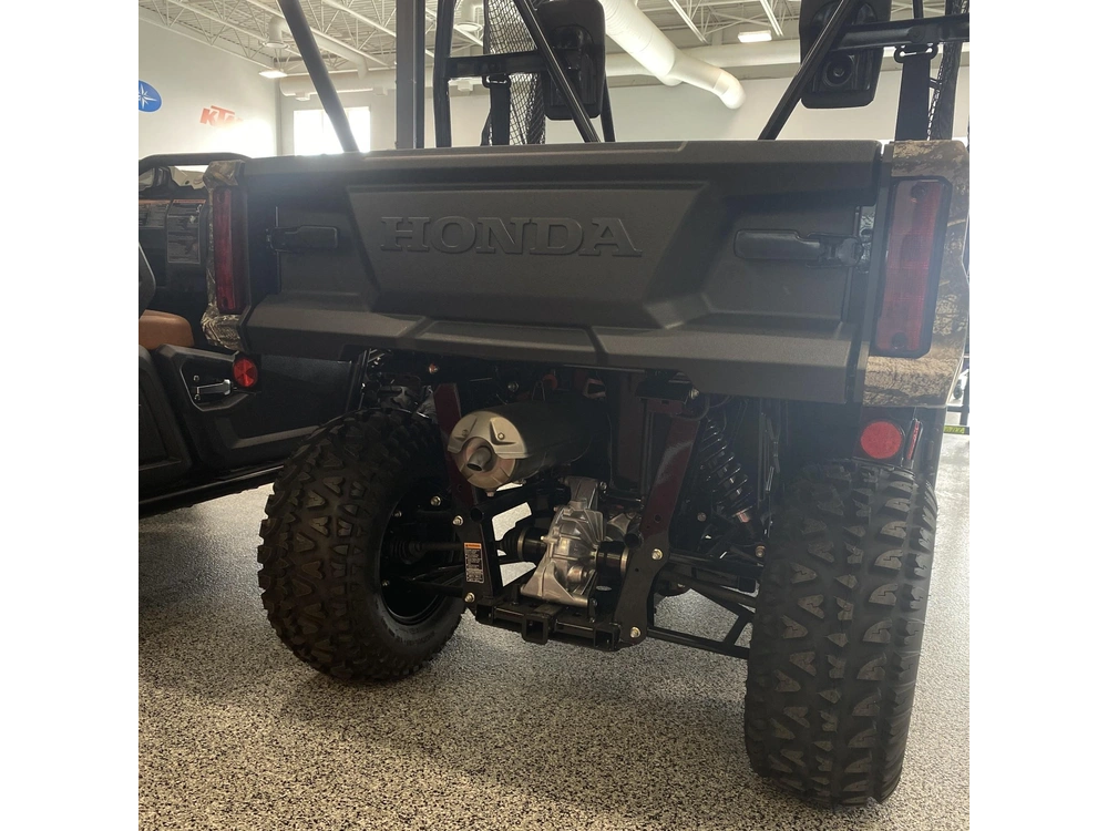 2025 Honda Pioneer 520 alt