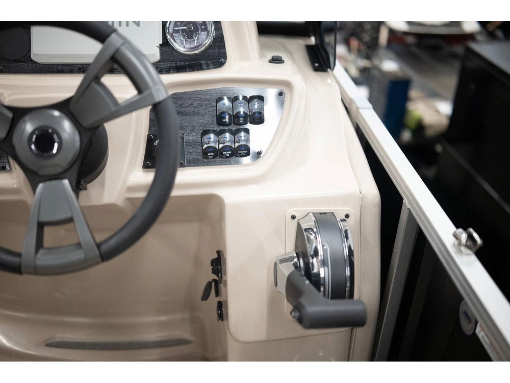 2024 Legend Q-series Cruiser Ws Sport Pro alt