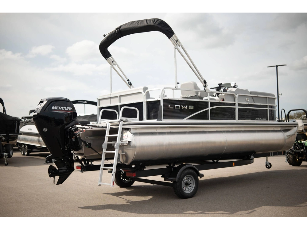 2023 Lowe Boats Ultra Value 200 alt