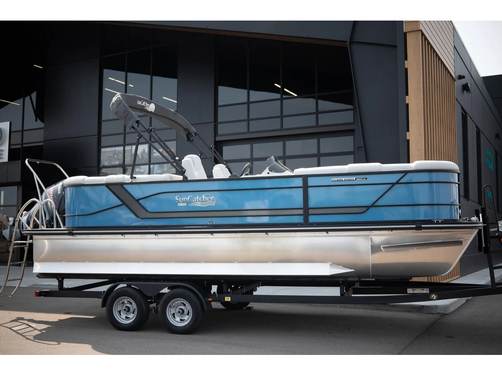 2024 Suncatcher Fusion 322rc alt