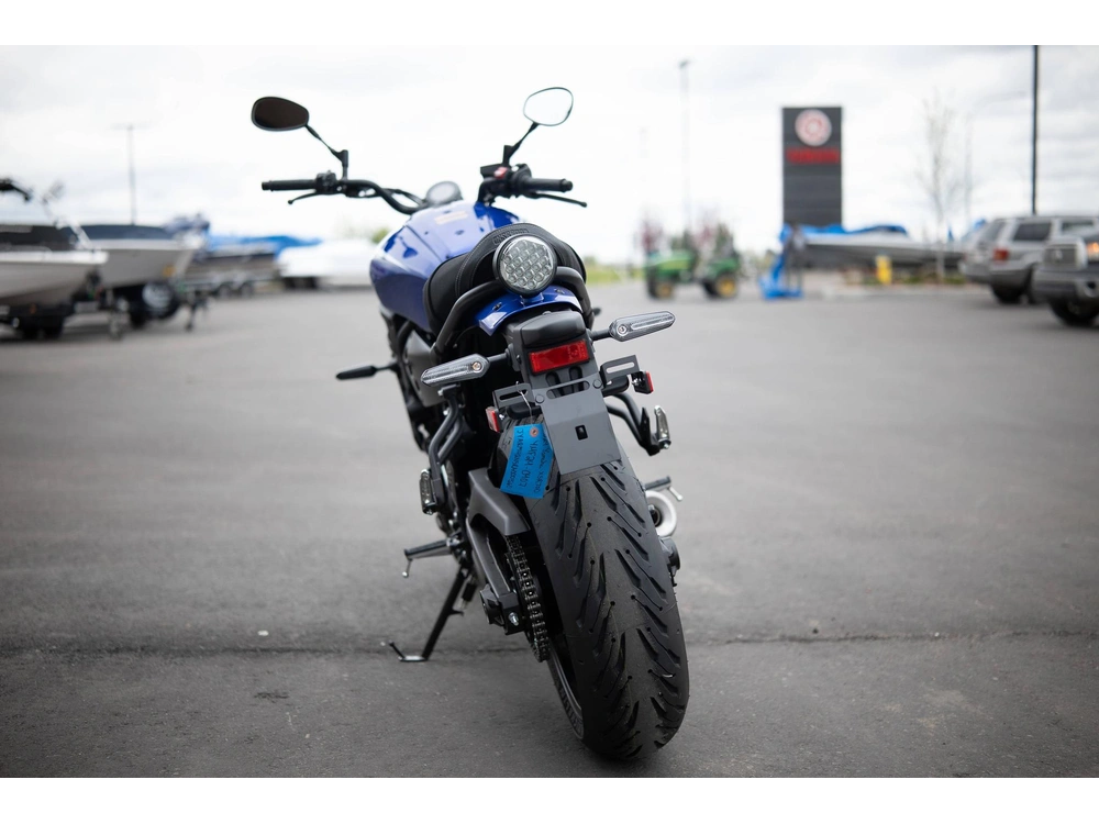 2024 Yamaha Xsr700 alt