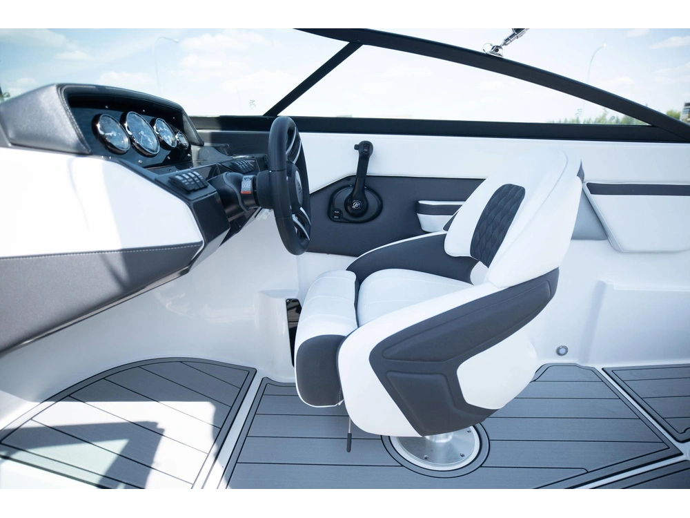2024 Monterey Boats M20 Bowrider alt