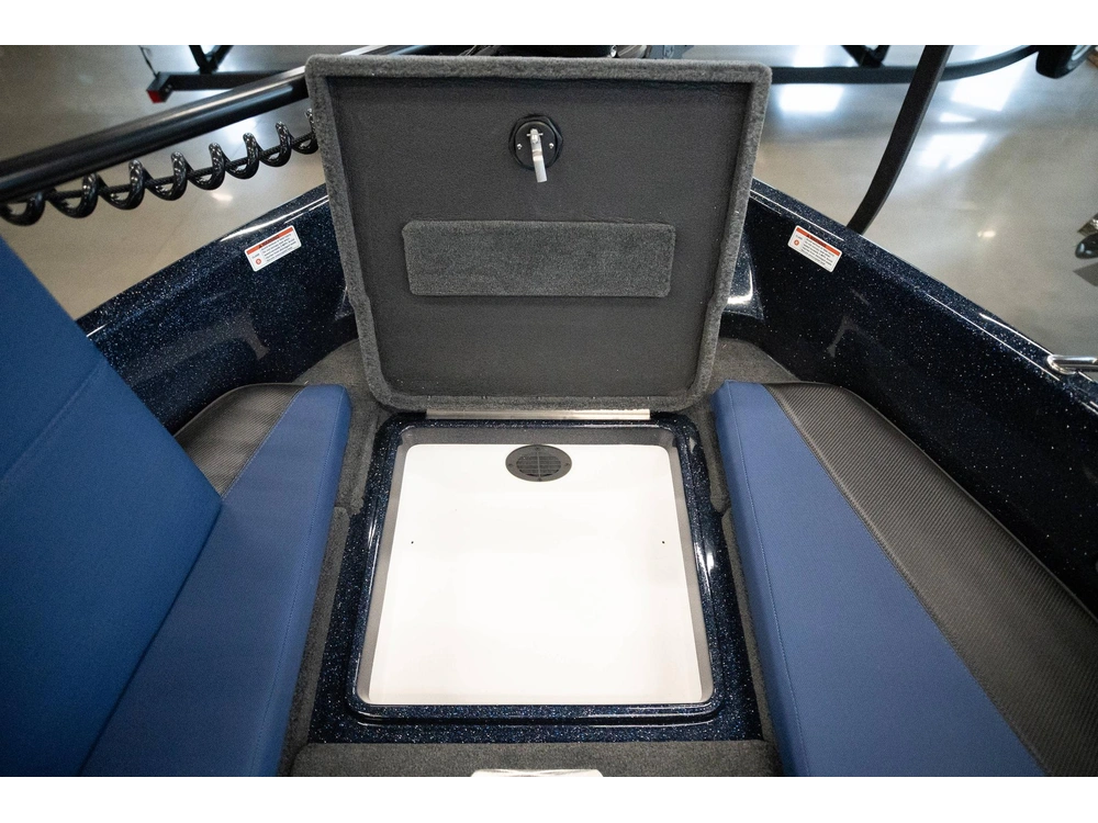 2025 Skeeter Products Solera 189 alt