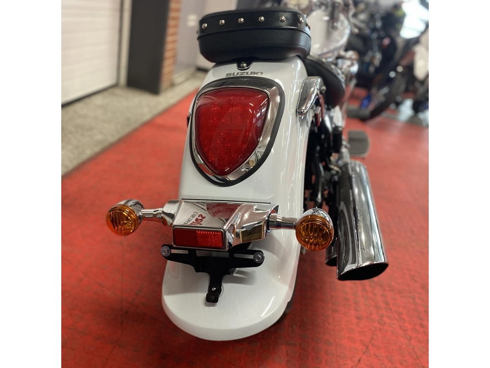 2025 Suzuki Boulevard C50 alt