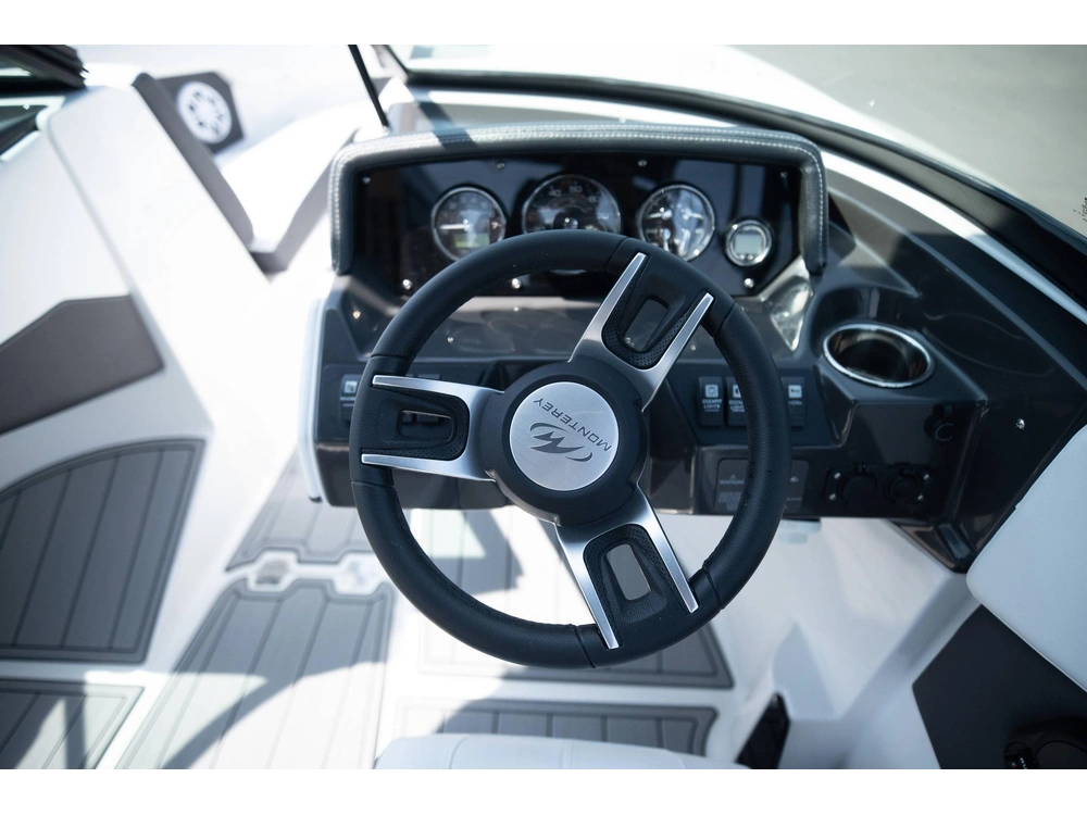 2024 Monterey Boats M20 Bowrider alt