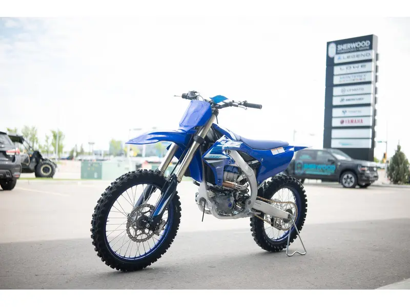 2025 Yamaha YZ450F thumbnail 9